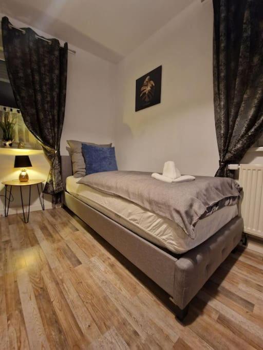 Del Pueblo Apartment